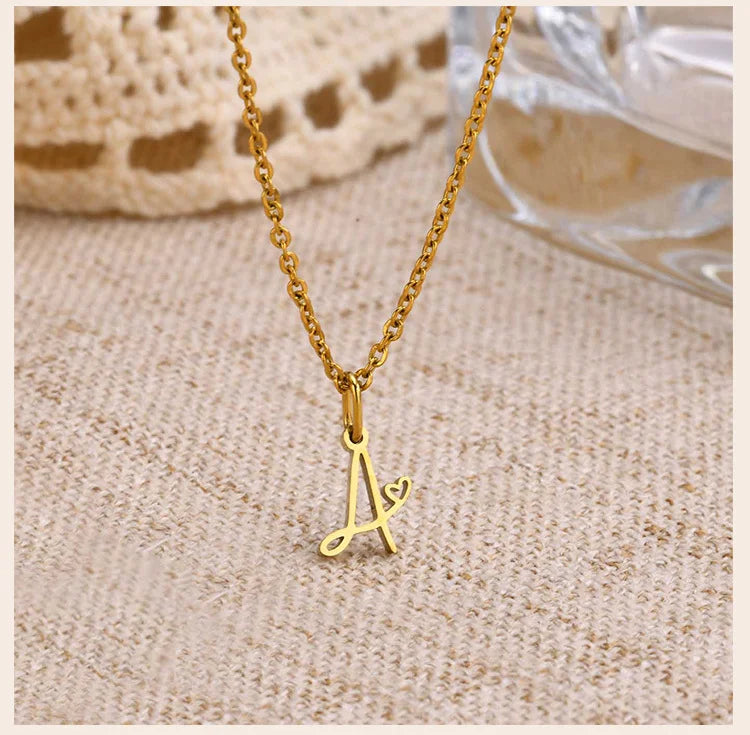 Colar Dourado Letra do Nome