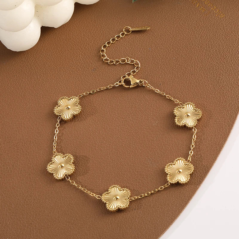 Pulseira Dourada Trevo