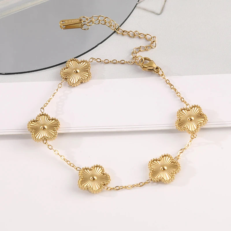 Pulseira Dourada Trevo